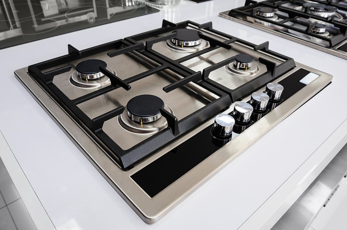 Oven and cooker repair technician