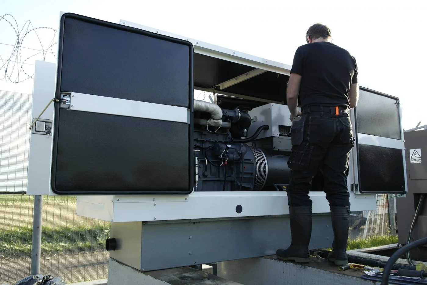 Generator repair technician